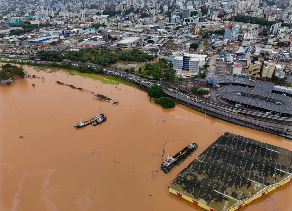Pelo menos 83 mortos nas inundações no sul do Brasil