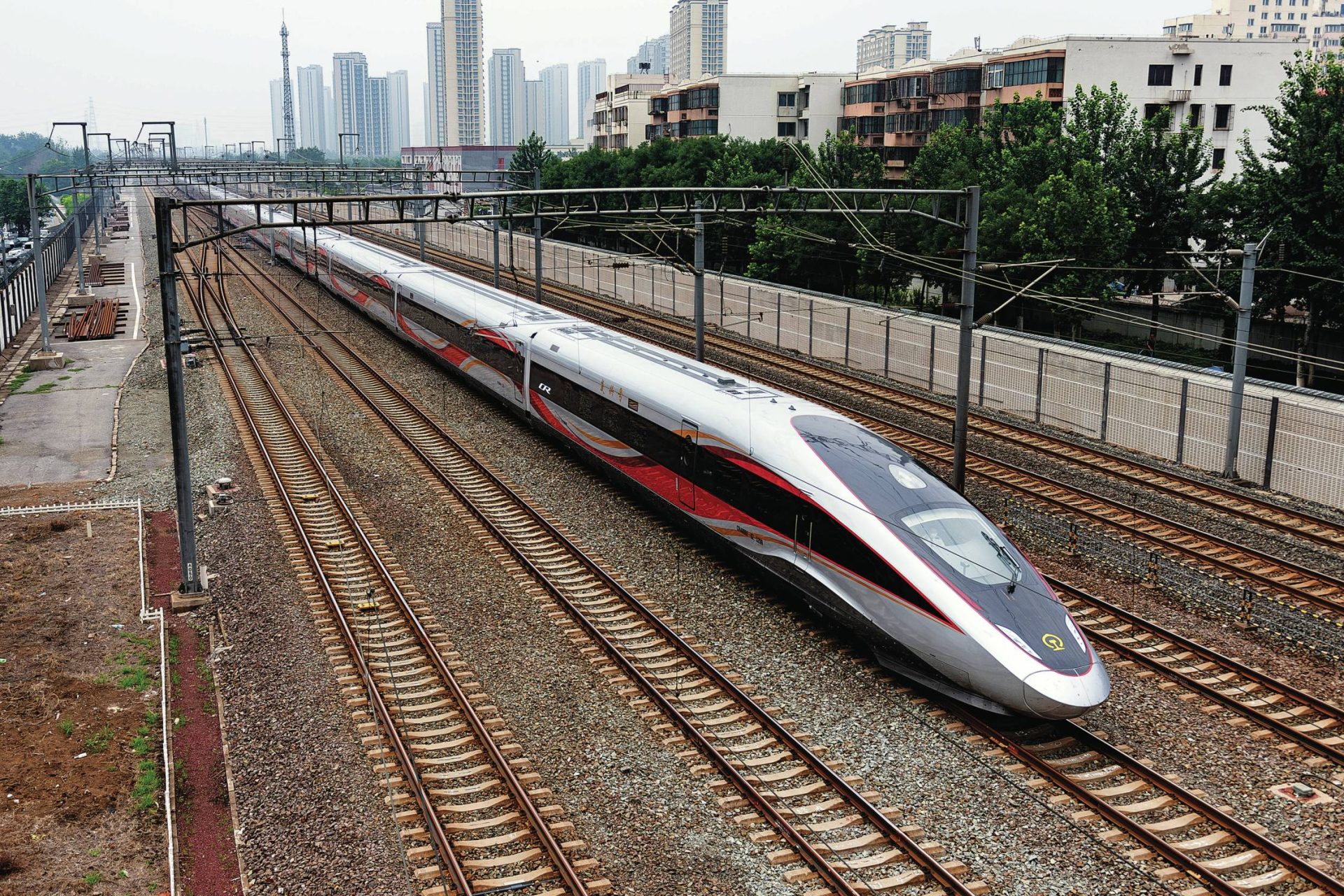 A alta velocidade. Do Japão à Arábia Saudita, conheça os comboios mais rápidos