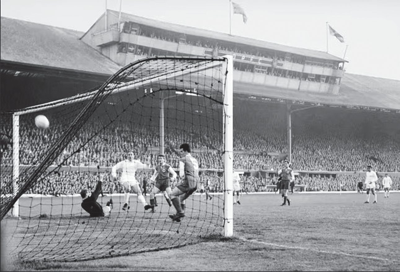 Liga dos Campeões. O terrível massacre da primeira brigada alemã