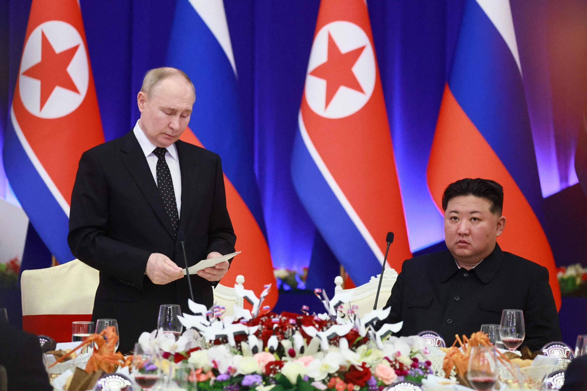 Kim e Putin assinaram pacto de mútua defesa