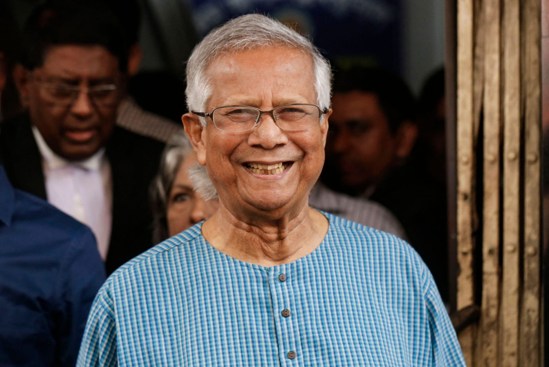 Muhammad Yunus é o nome sugerido pelos jovens para Governo no Bangladesh