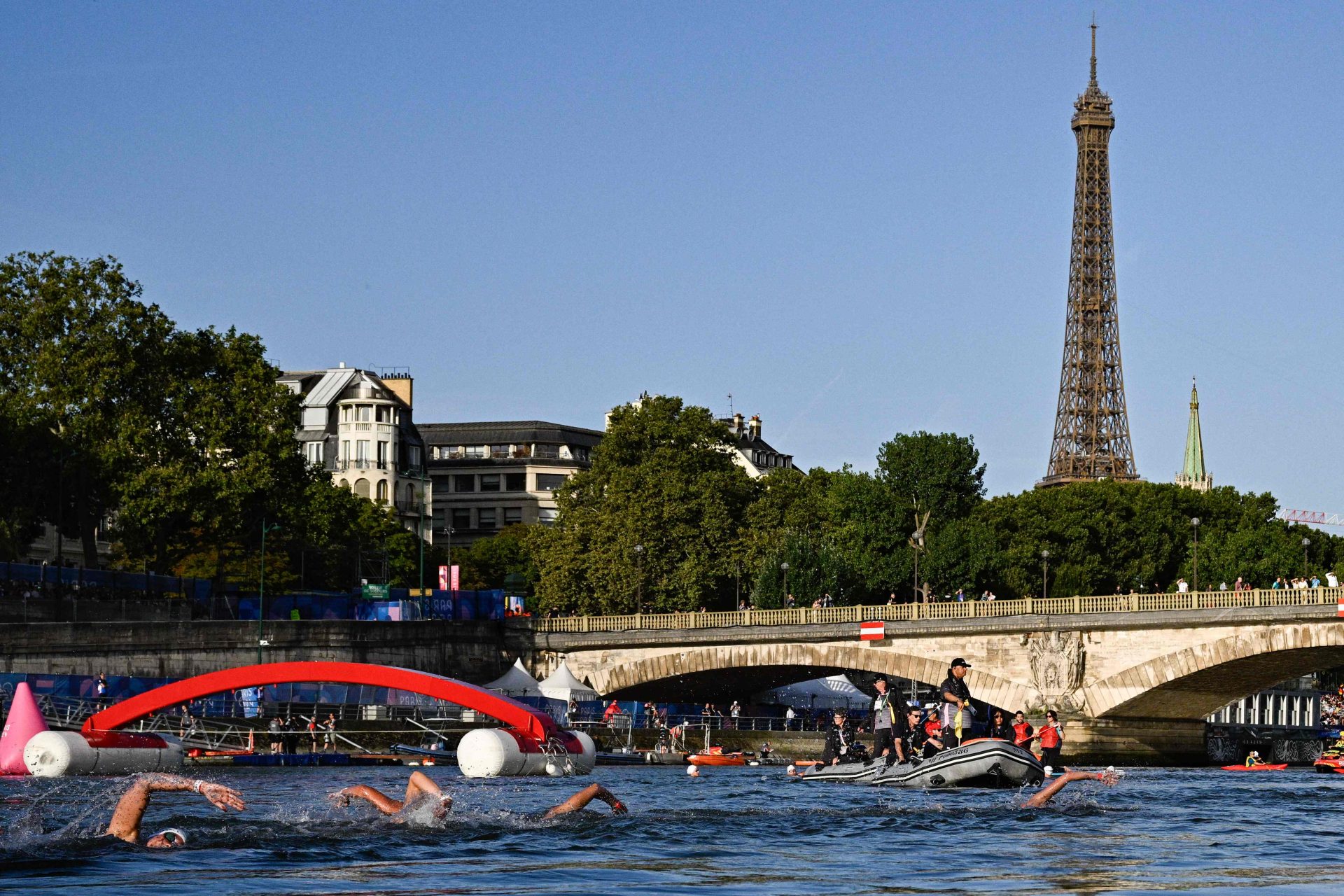 Paris2024. Angélica André conquista melhor marca de sempre para Portugal em águas abertas