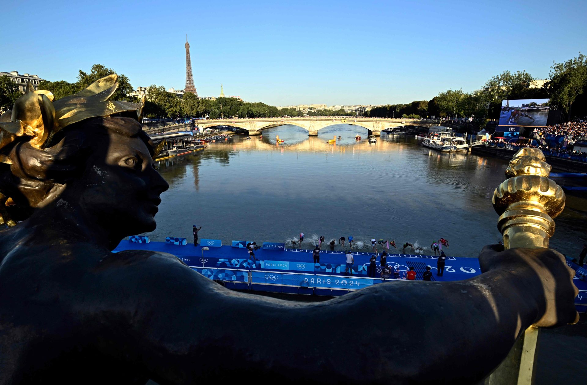 Retomado treino de natação em águas abertas no Paris2024