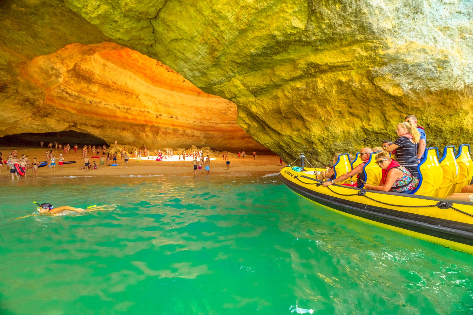 Grutas de Benagil. Novas regras de acesso entram hoje em vigor