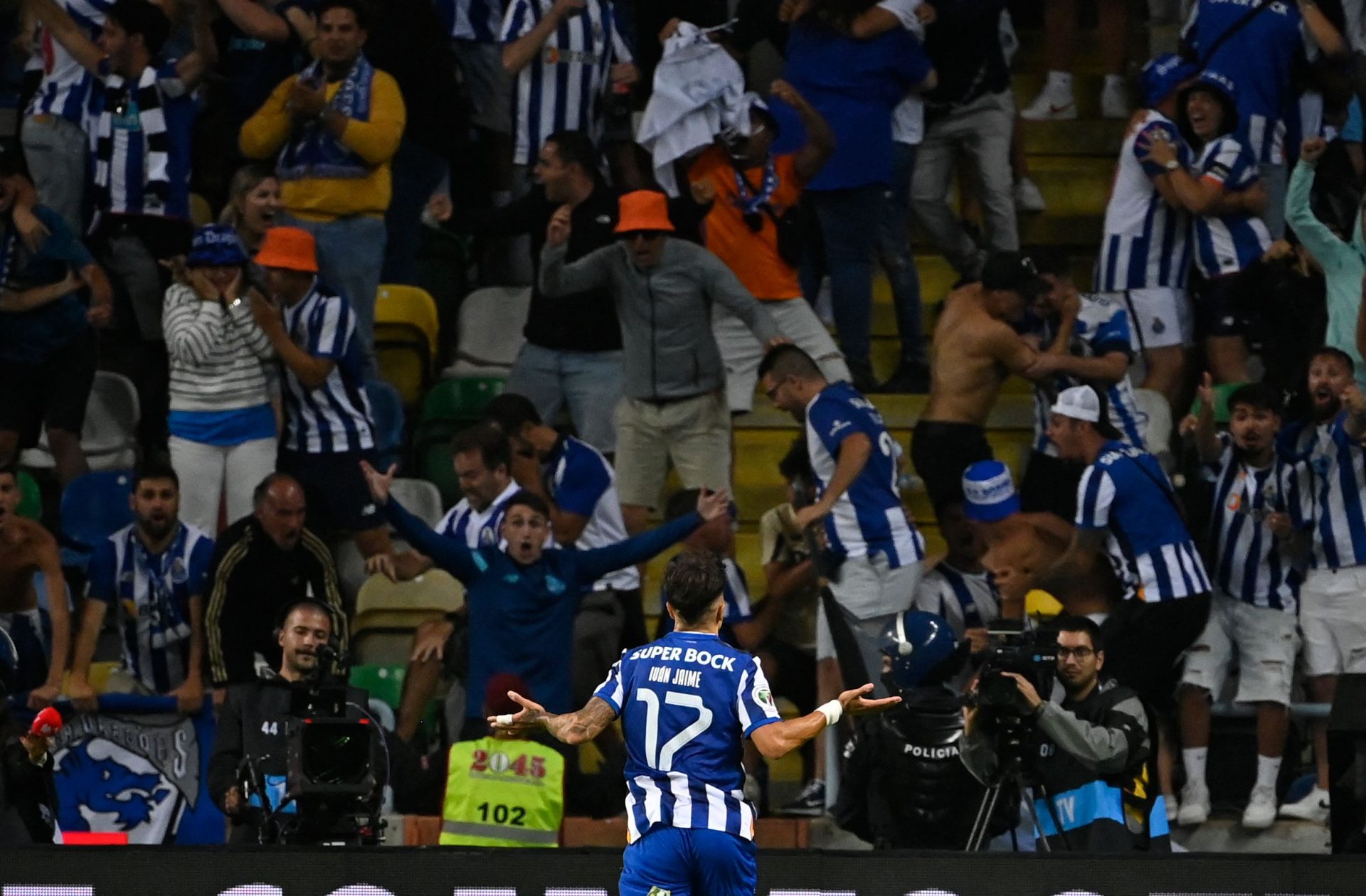 Supertaça. FC Porto consegue reviravolta e vence o Sporting por 4-3