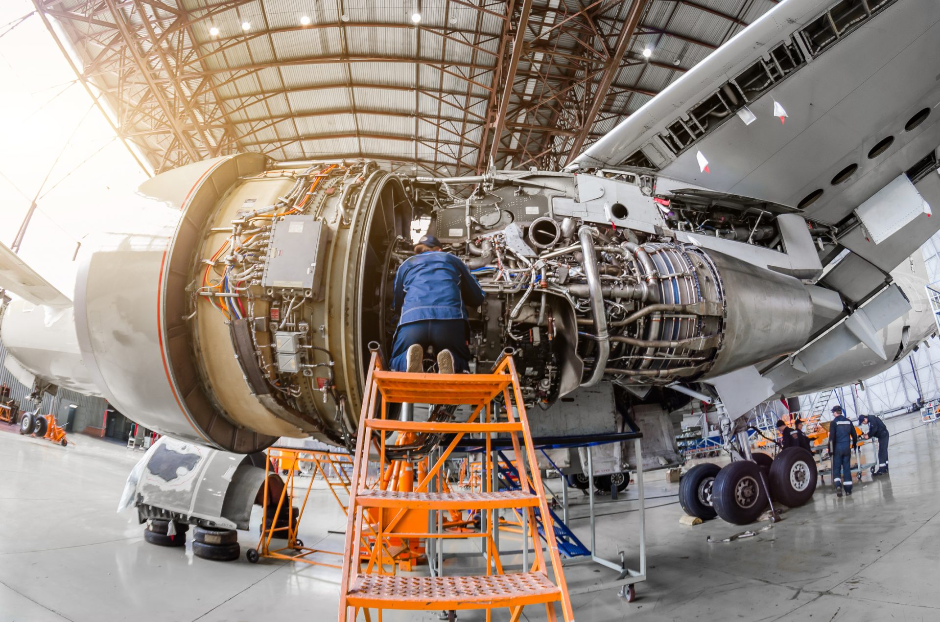 Números. Engenharia Aeroespacial no topo