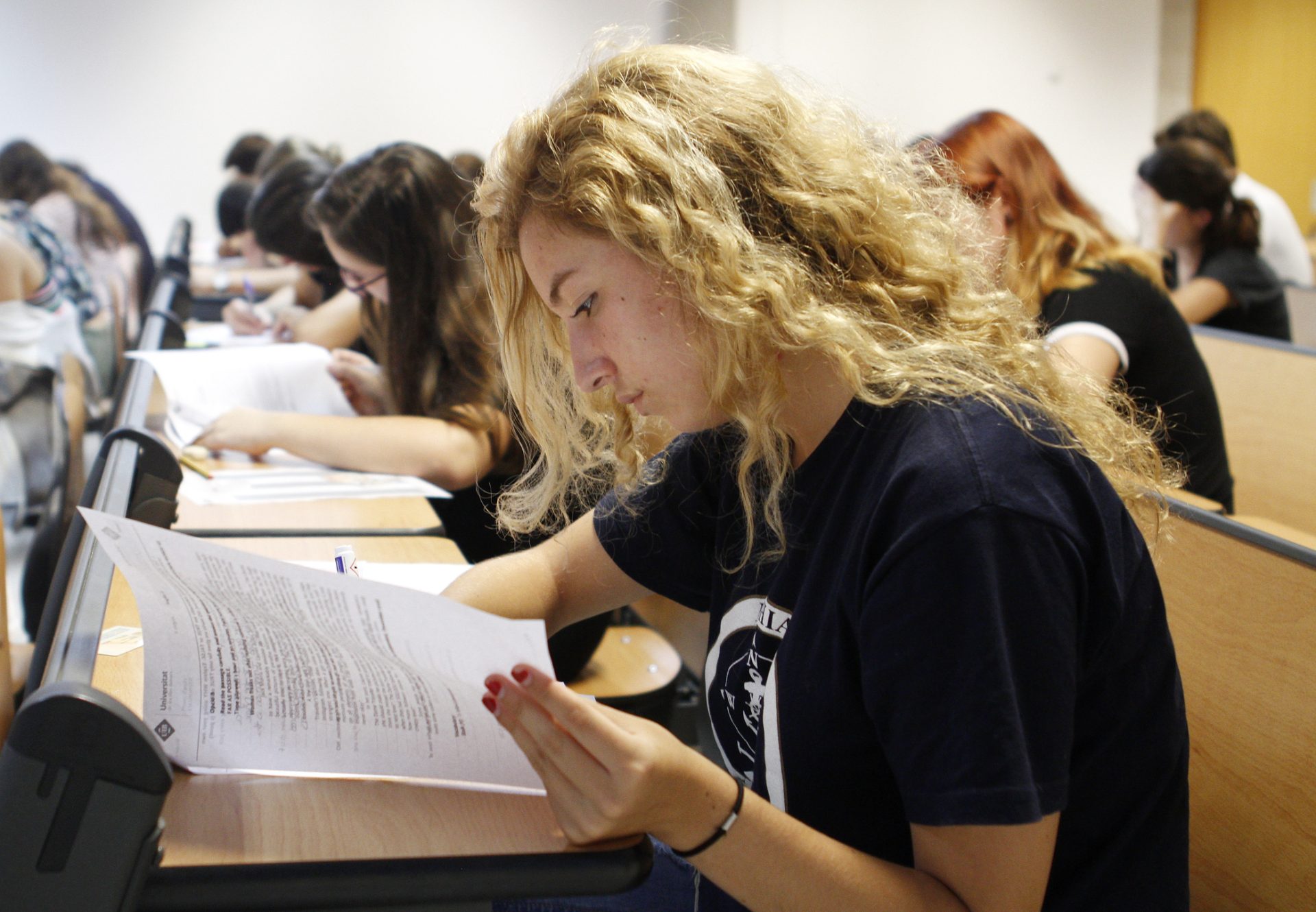 Faculdade de Letras do Porto encerrada na segunda-feira após rutura em conduta de água