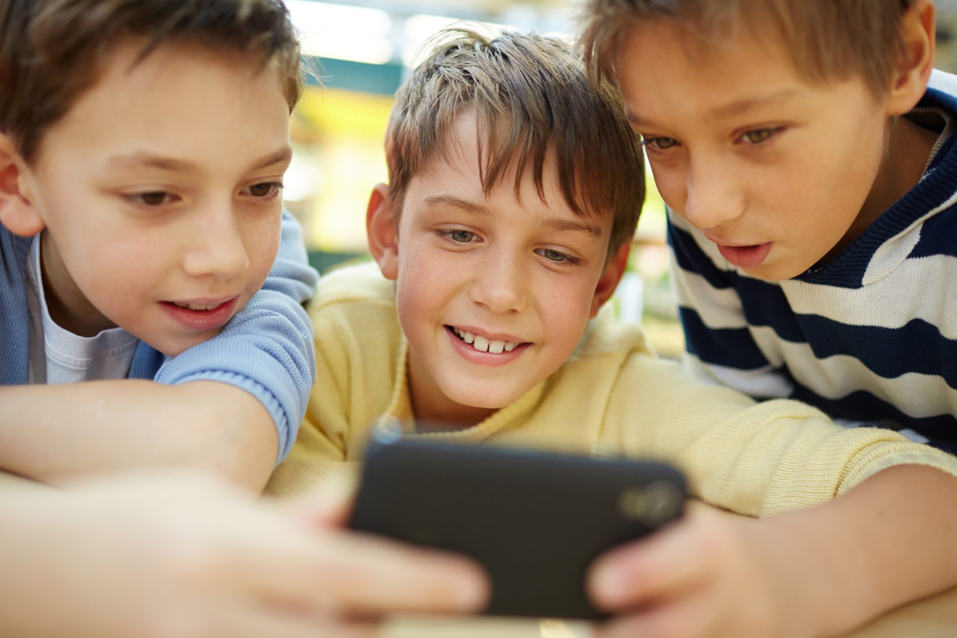 Escolas. Um quarto já limita ou proíbe telemóveis