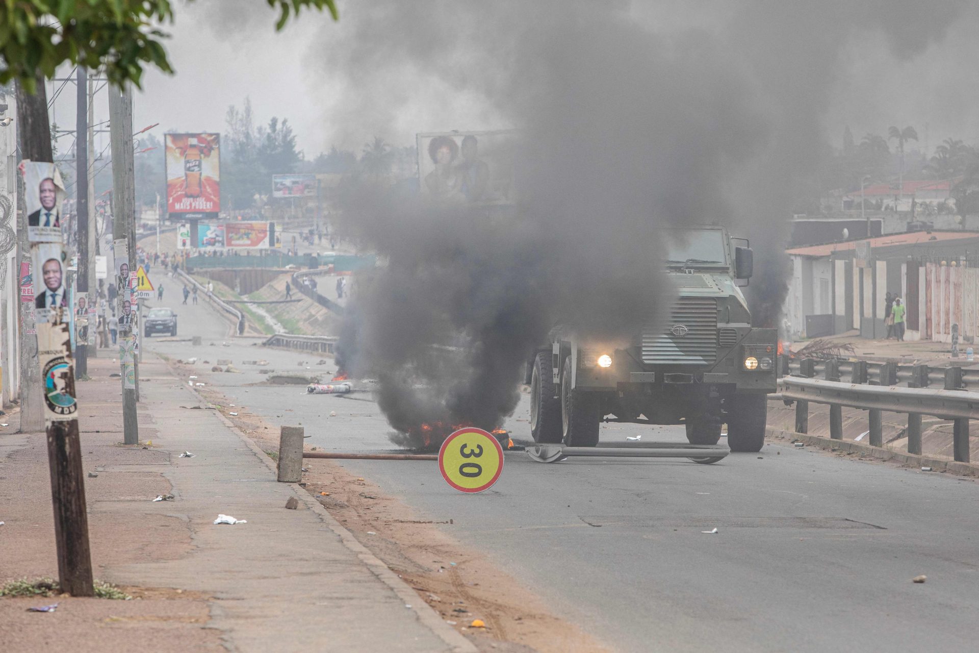 Maputo. Pelo menos 30 detidos em confrontos com a polícia