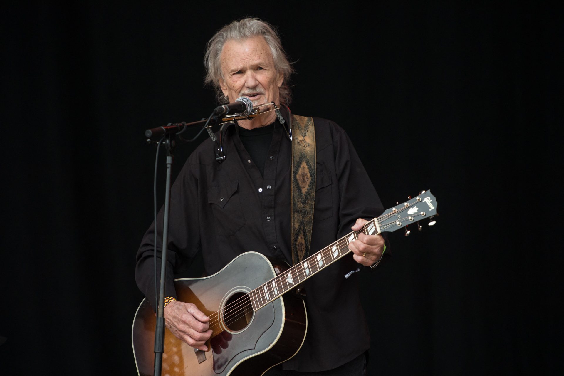 Kris Kristofferson. Um homem à séria, de Nashville a Hollywood