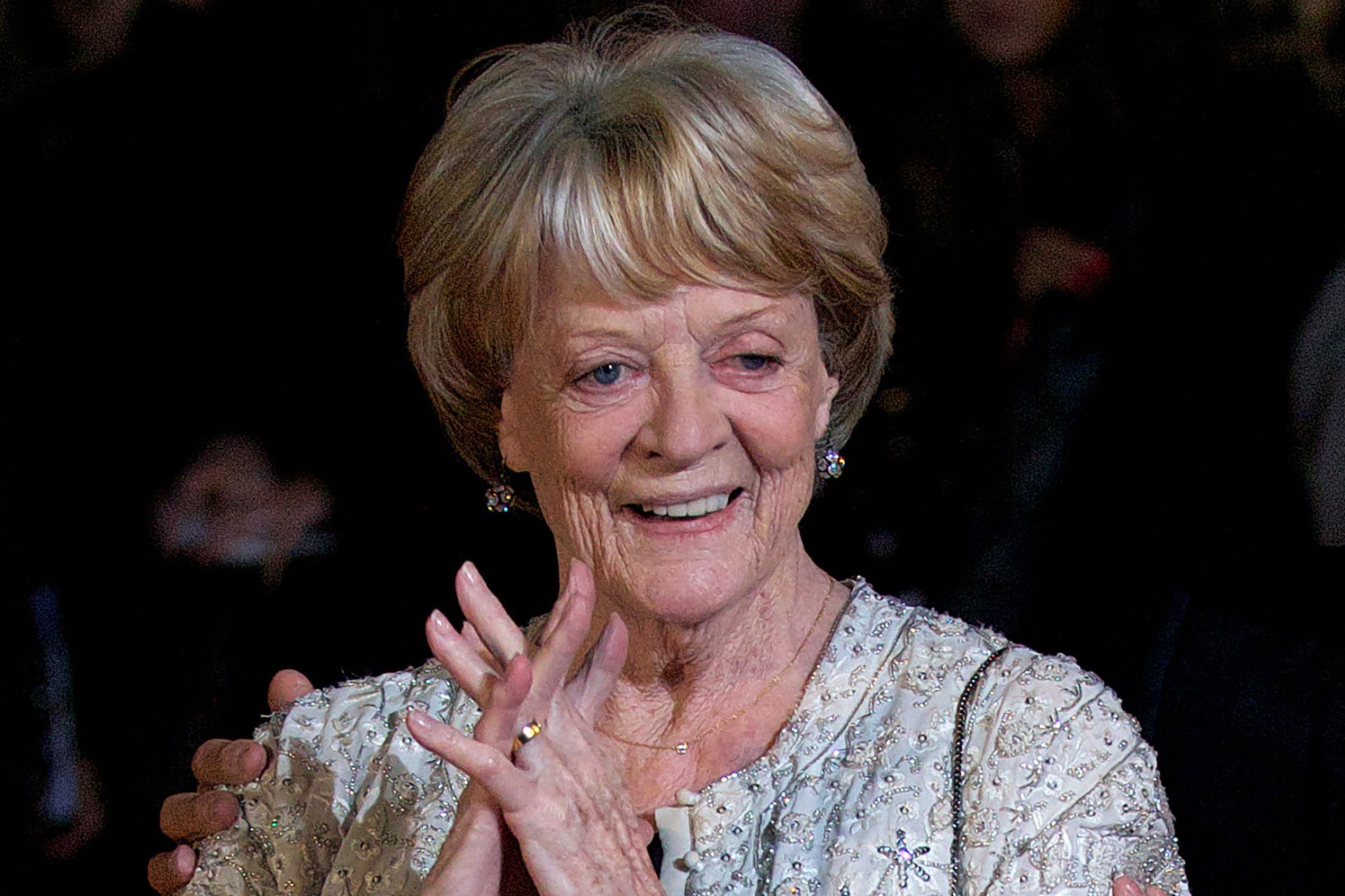 Maggie Smith. A condessa dos palcos soltou de vez o espartilho