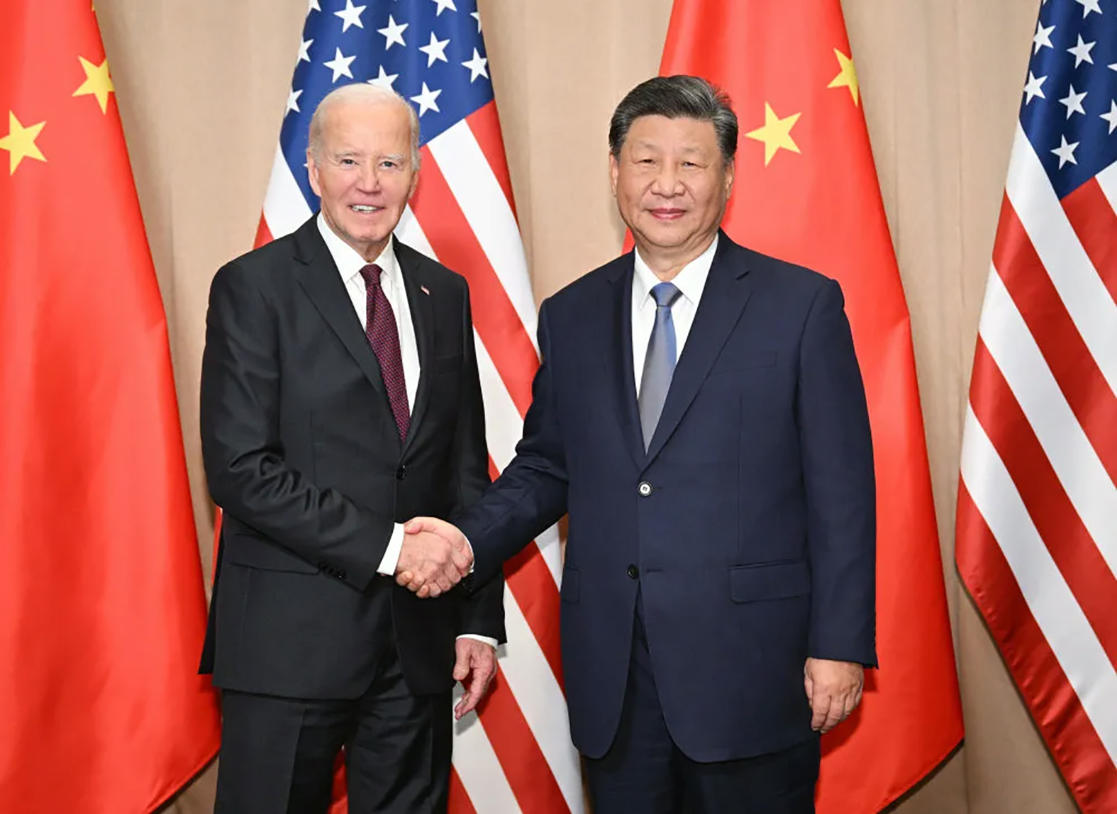 Xi Jinping e Joe Biden reuniram no Peru