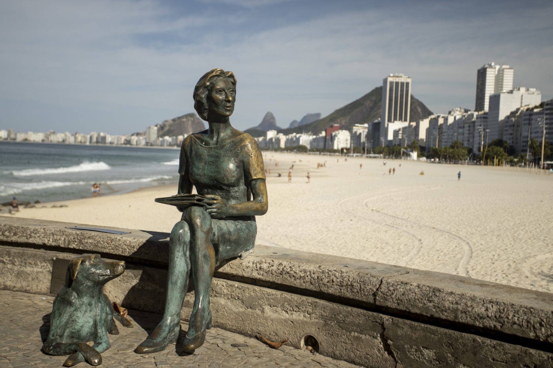 Clarice Lispector com obra completa publicada em Portugal