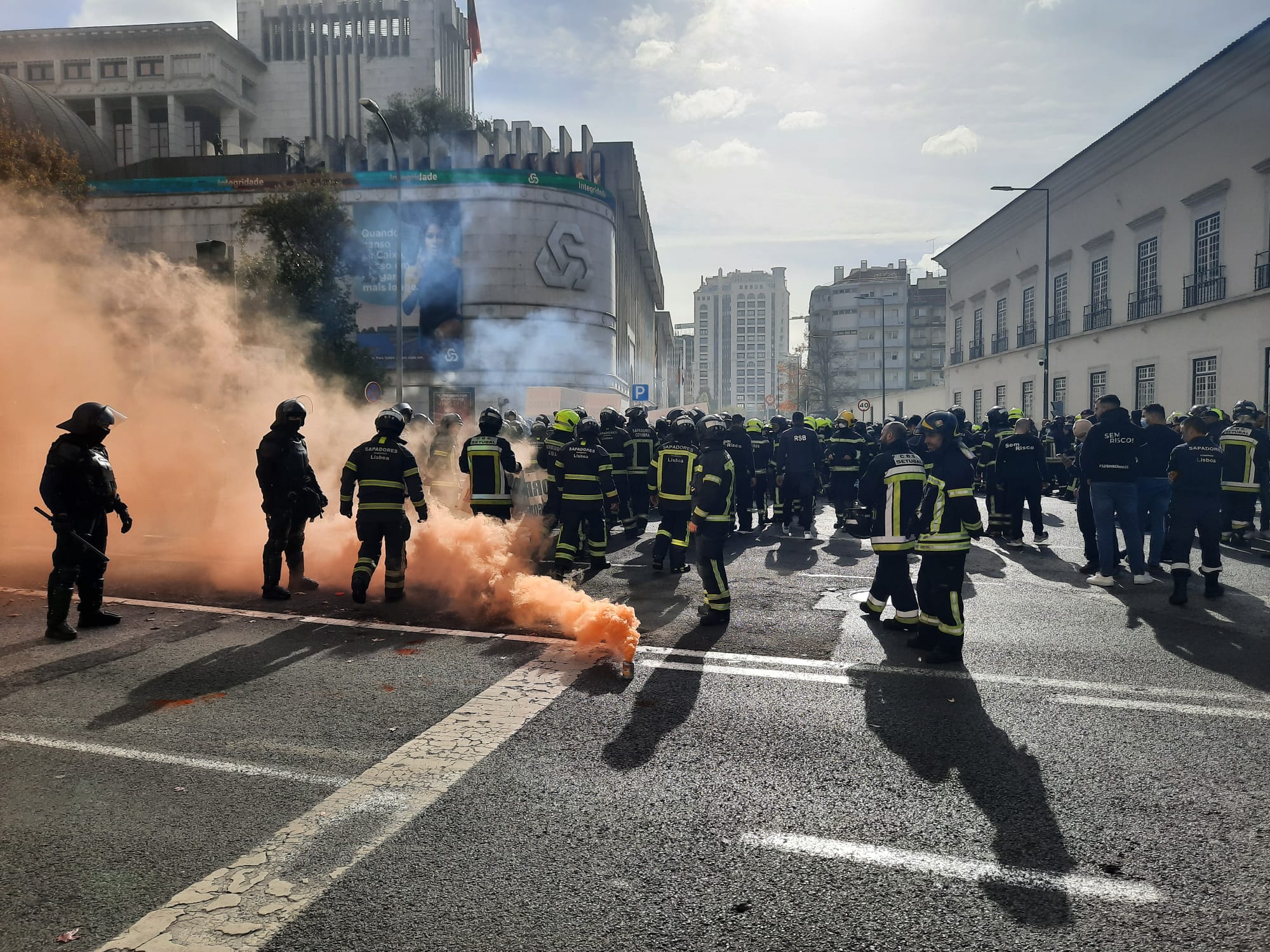 Bombeiros Sapadores em greve e manifestação a 15 de janeiro