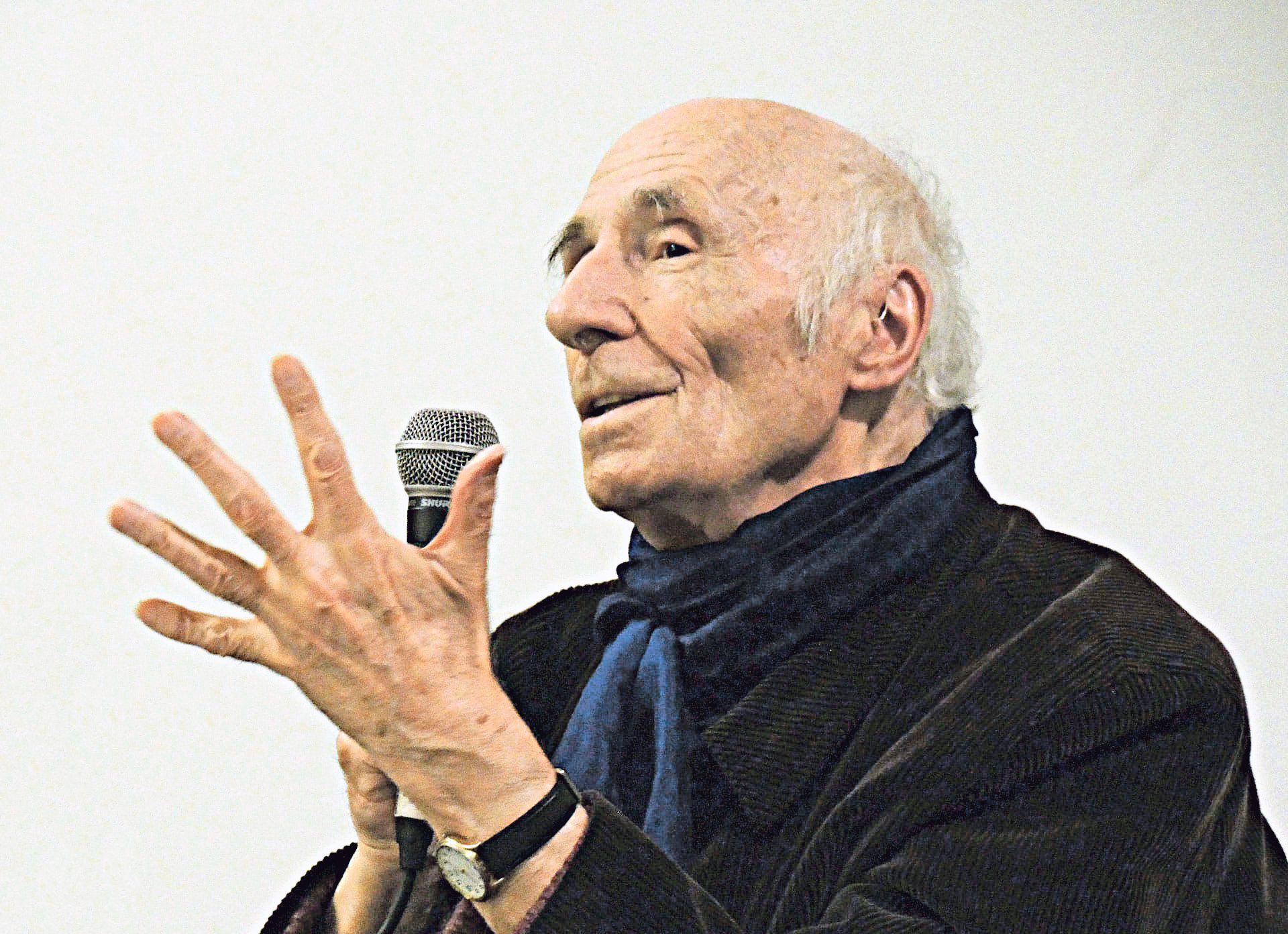 Jacques Roubaud. O poeta que morreu a desenhar o círculo