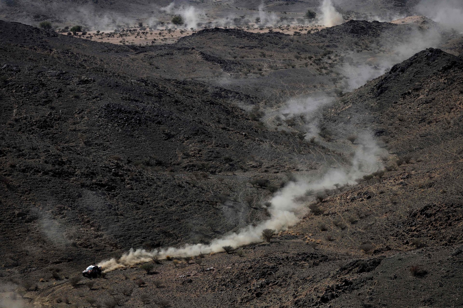 Dakar. Pilotos portugueses cedem terreno