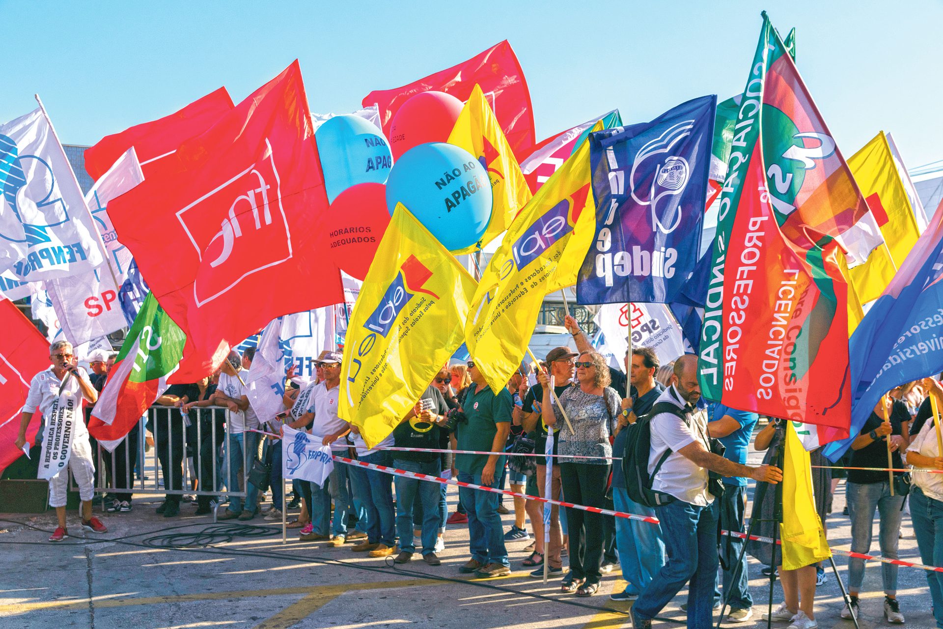 Governo vs. professores: uma guerra que ainda não terminou