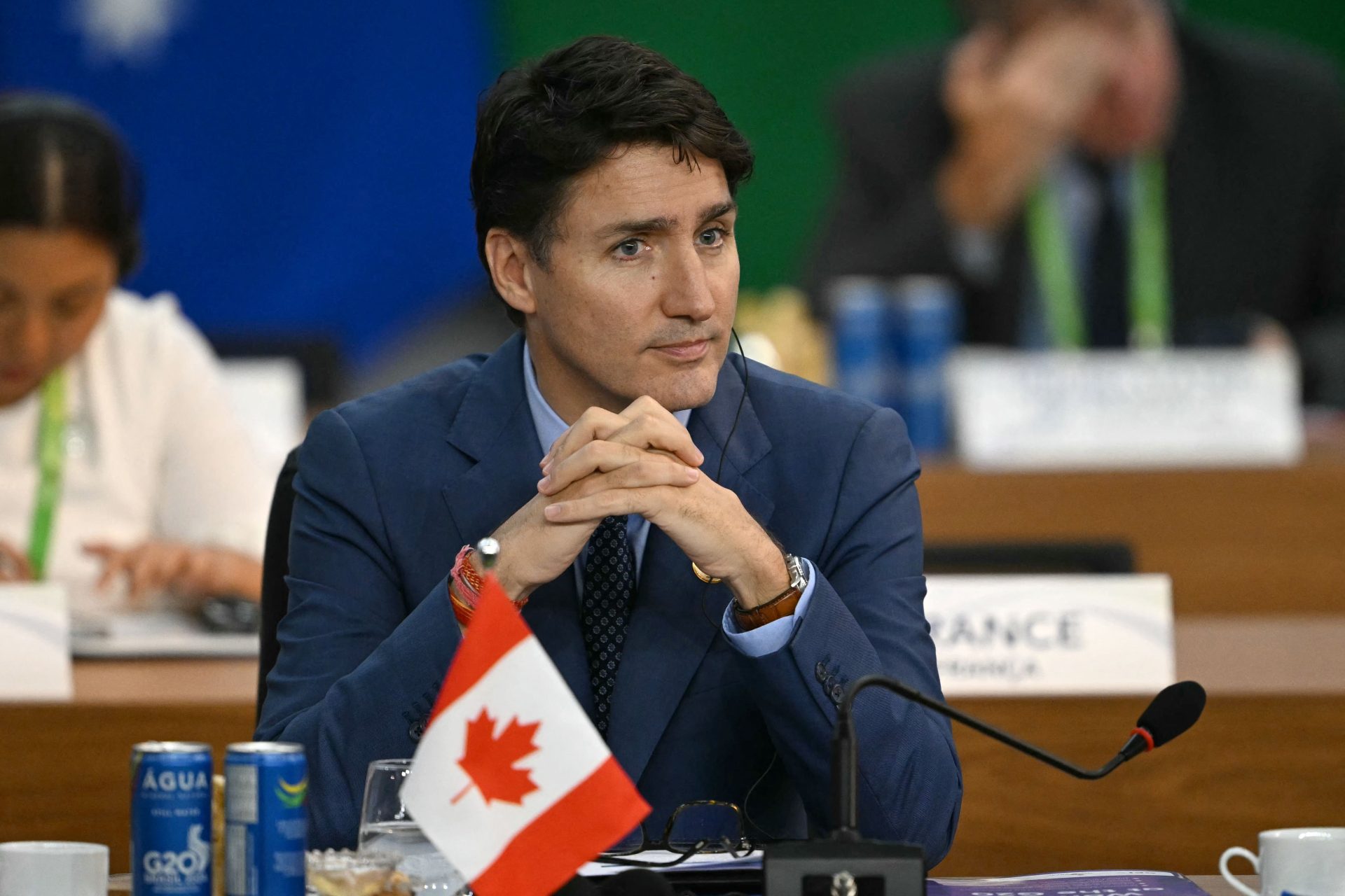 Canadá. Primeiro-ministro apresenta demissão