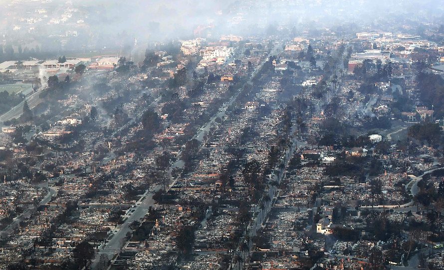 Los Angeles. Incêndios já fizeram dez mortos