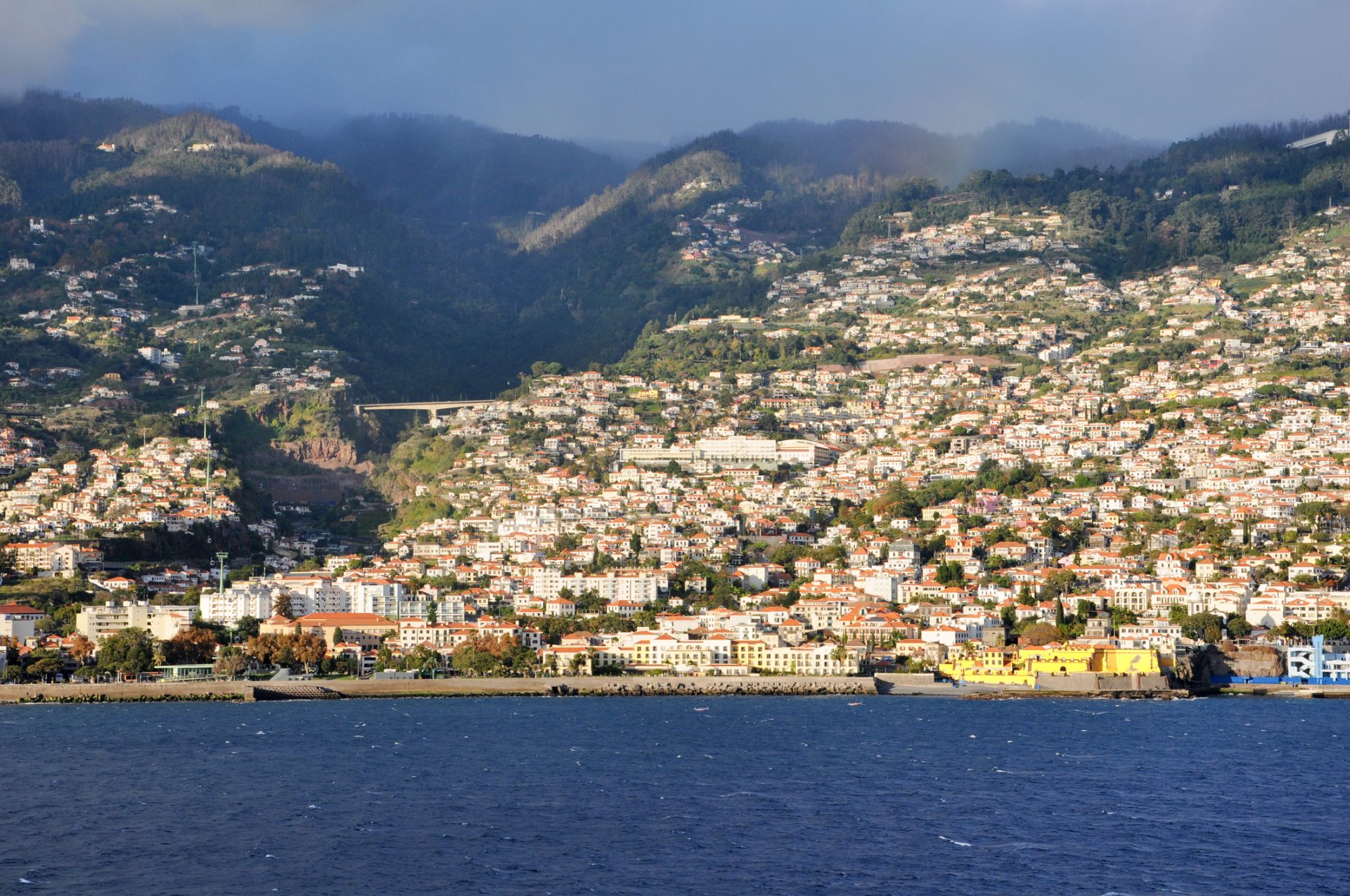 Madeira. Turistas vão começar a pagar resgates com helicóptero em percursos não recomendados