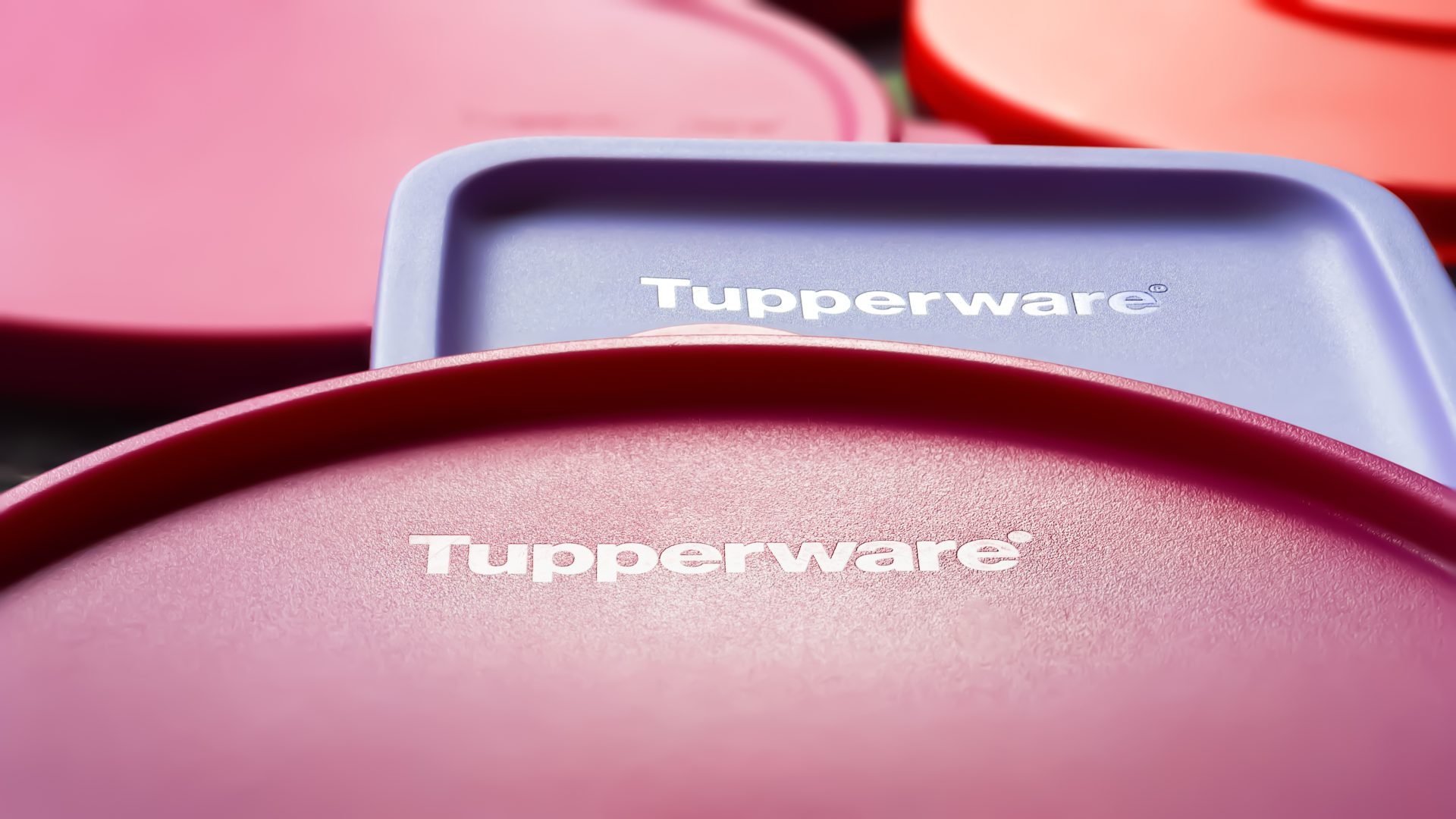 Grupo de investidores apresenta proposta para adquirir fábrica da Tupperware