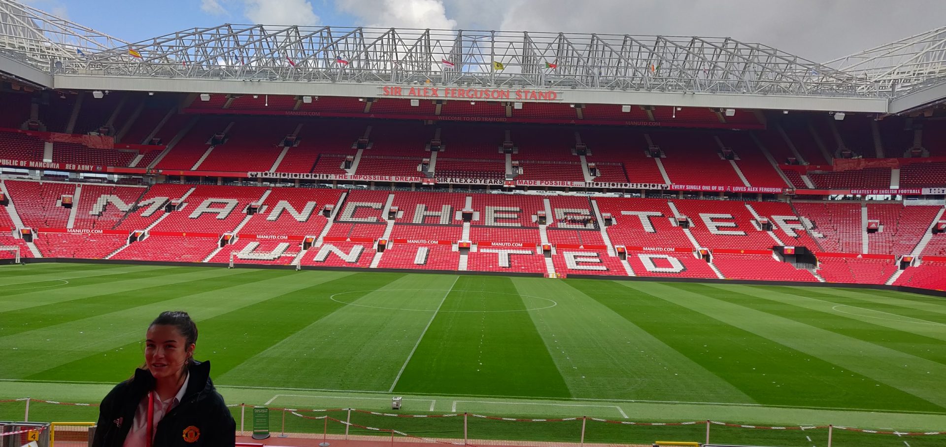 Manchester United vai despedir 150 a 200 pessoas