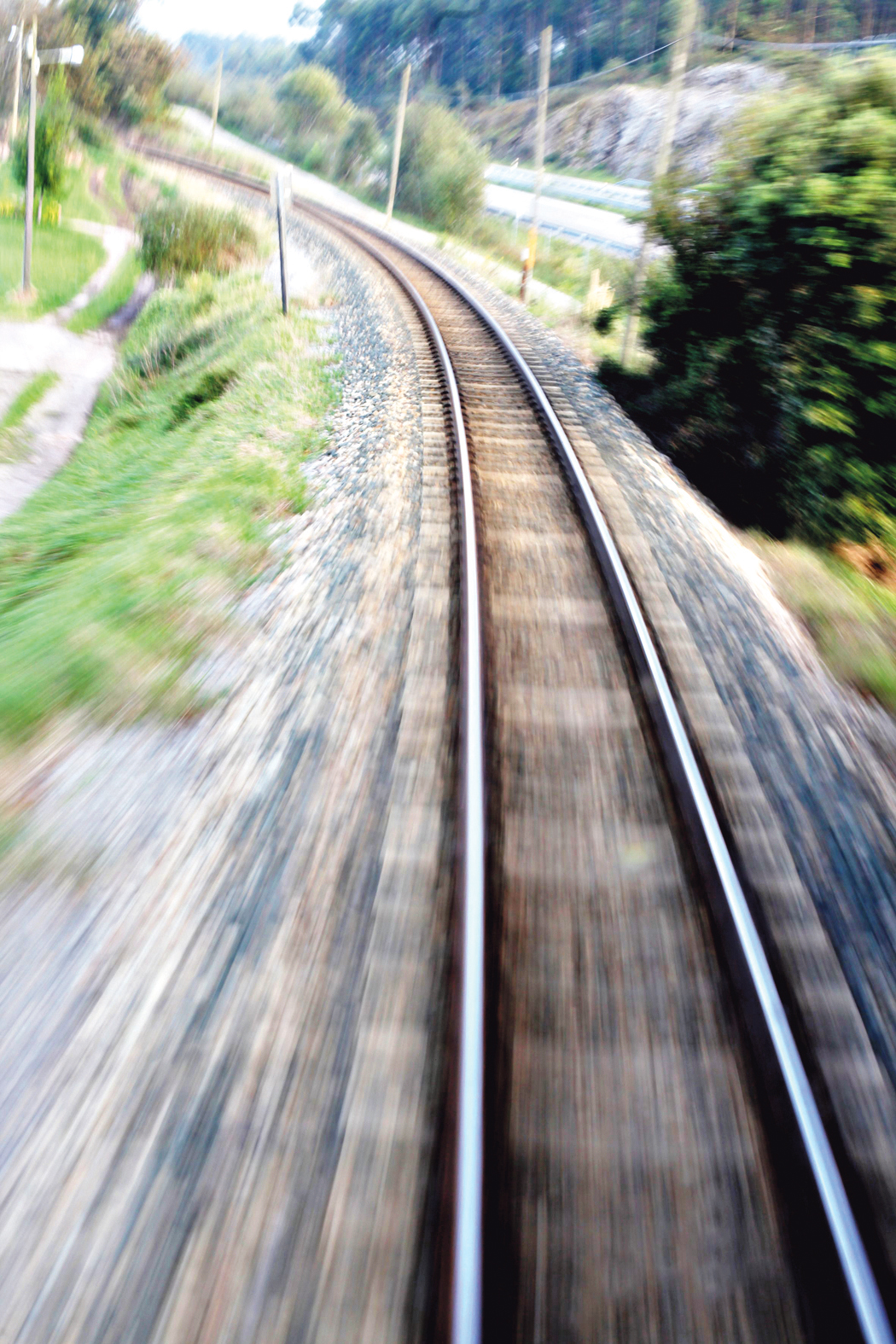 Ferrovia: Plano em marcha apesar de queda do Governo