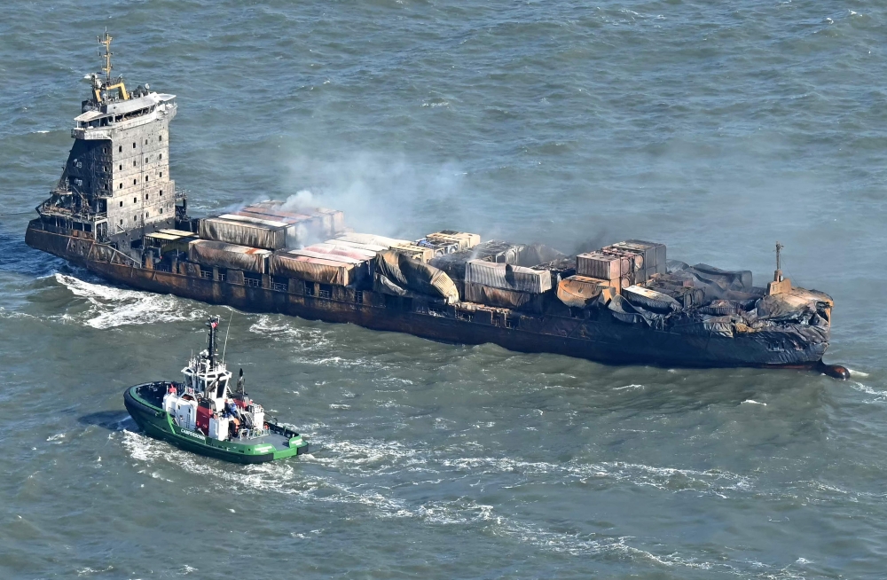 Capitão do cargueiro português que abalroou petroleiro no Mar do Norte é cidadão russo