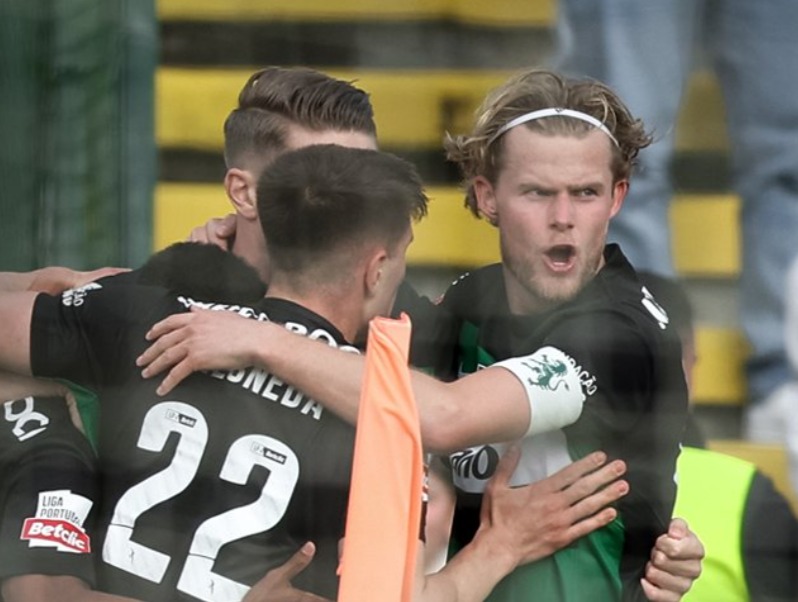 Sporting vence Santa Clara por 1-0