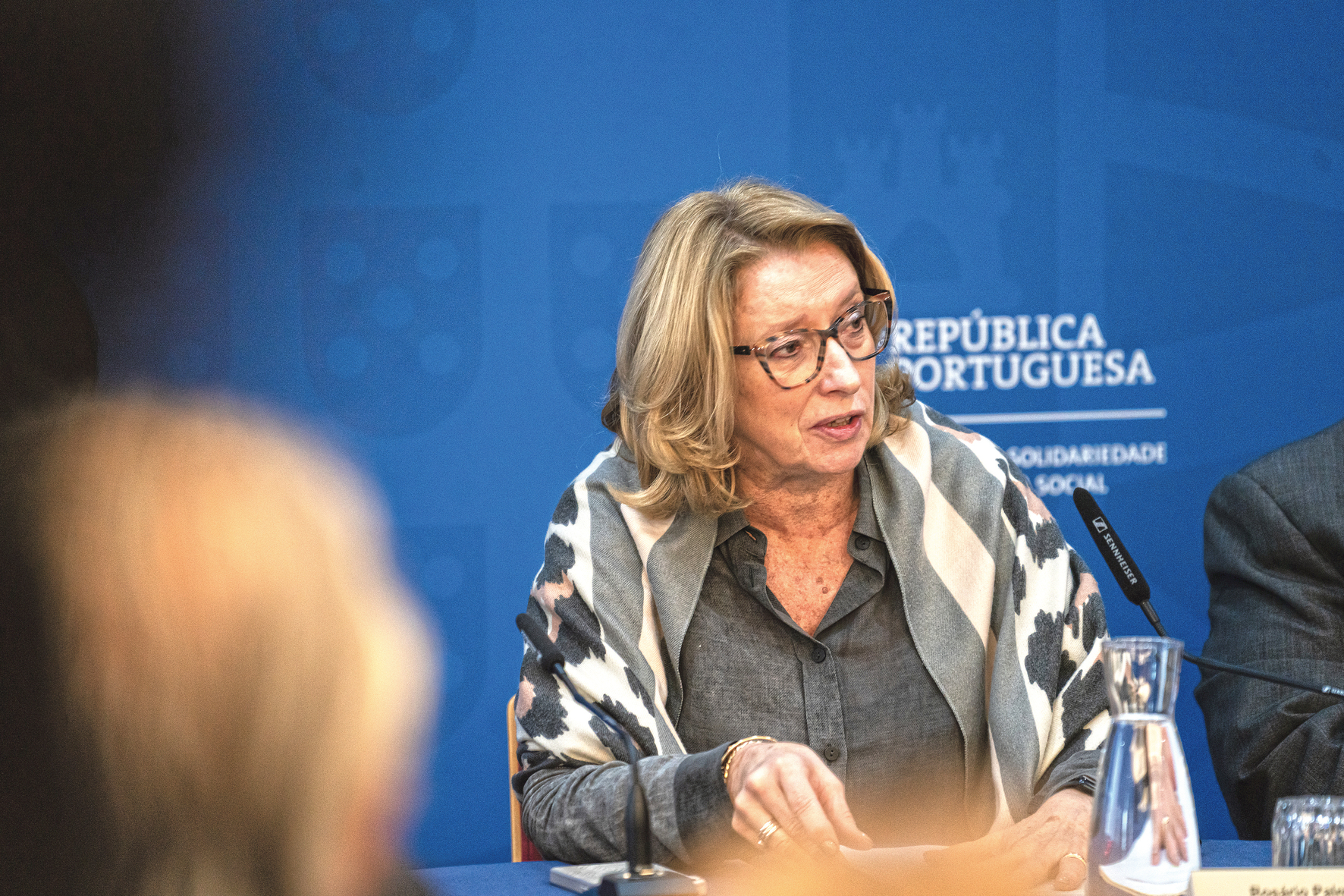 Trabalho: Governo revê mais de 100 artigos