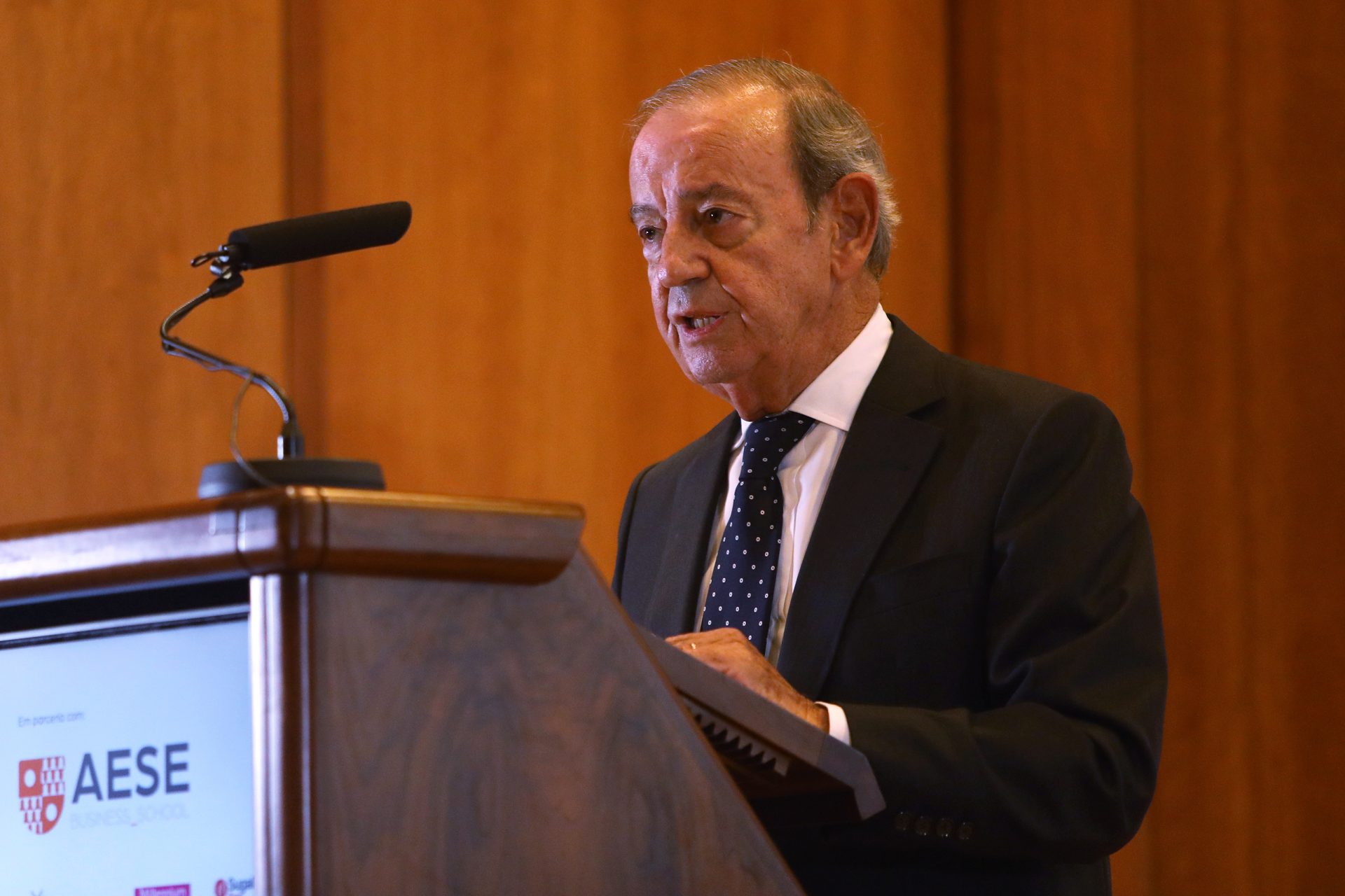 Terceiro trimestre marcado por ‘timidez’ na economia